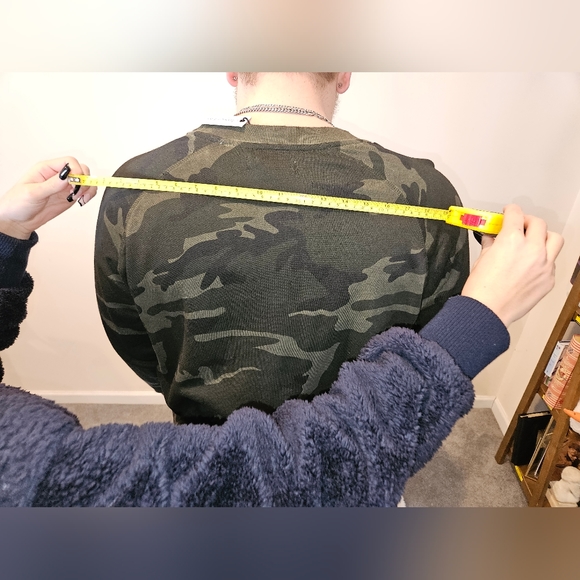 Sovereign Code camo sweatshirt - Picture 5 of 5